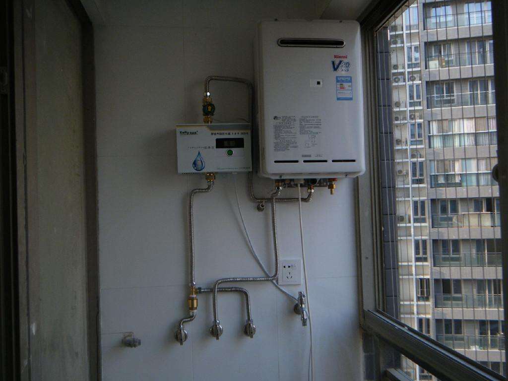 热水器安装高度是多少（讲解电热水器安装离地多高才算标准）(图2)